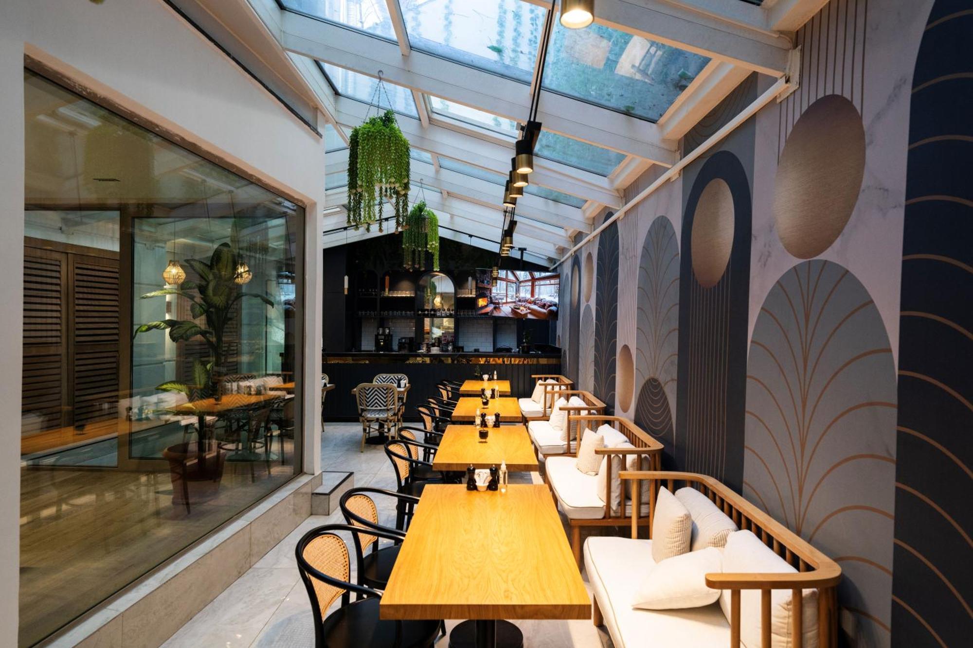 Mona Bosphorus Hotel Istanbul Exterior photo